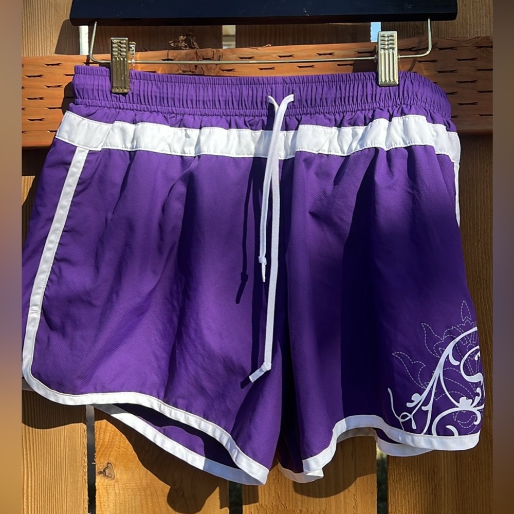 Athleta women’s purple sports shorts size medium